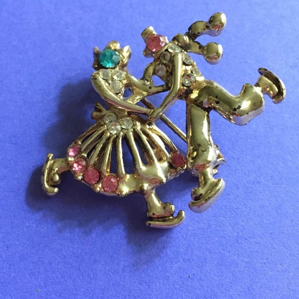 Vintage Goldtone Boy & Girl Dutch Skater Dancer Rhinestone Brooch - Picture 3 of 7
